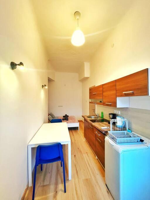 Central Studio Flat Budapeste Exterior foto
